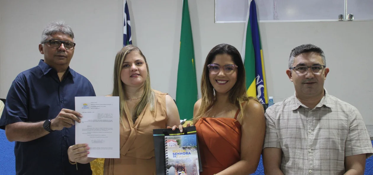 Secretária de Assistência Social- Silmara Isabel de Oliveira Alves Sampaio