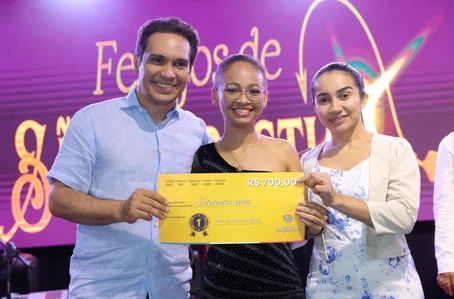 Show de Calouros premia talentos locais nos festejos de São Sebastião