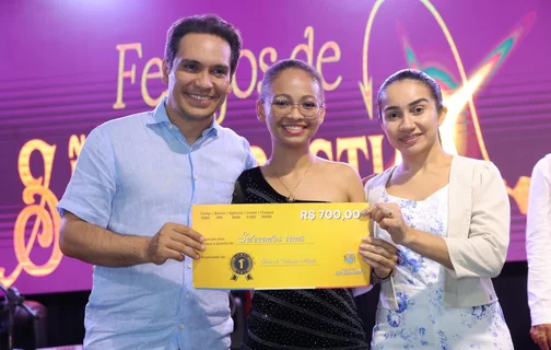 Show de Calouros premia talentos locais nos festejos de São Sebastião