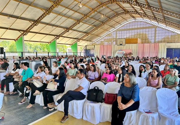 Tem início a Jornada Pedagógica 2025 em Esperantina