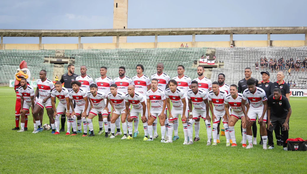 Time do River-PI em jogo no Albertão