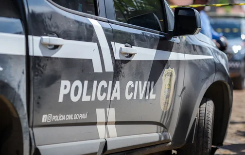 Viatura da Polícia Civil