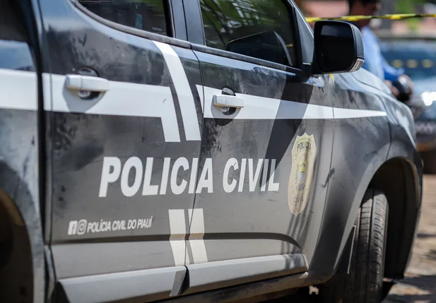 Viatura da Polícia Civil