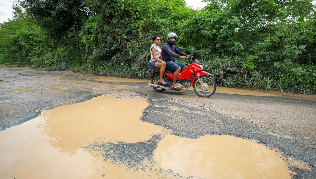 Buracos na estrada