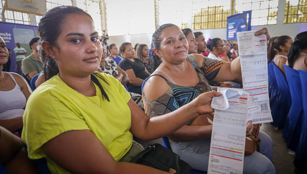 Clientes apresentaram a fatura da conta de luz paga para participar do sorteio