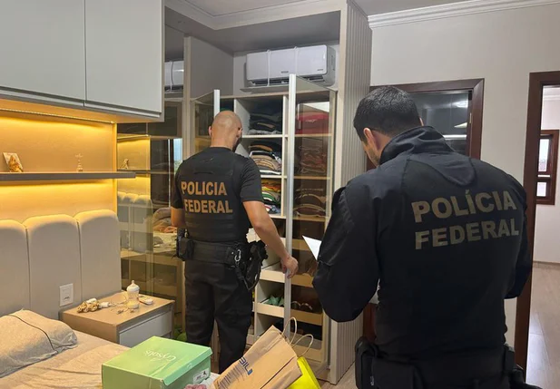 Cumprimento de mandados na Operação EmendaFest