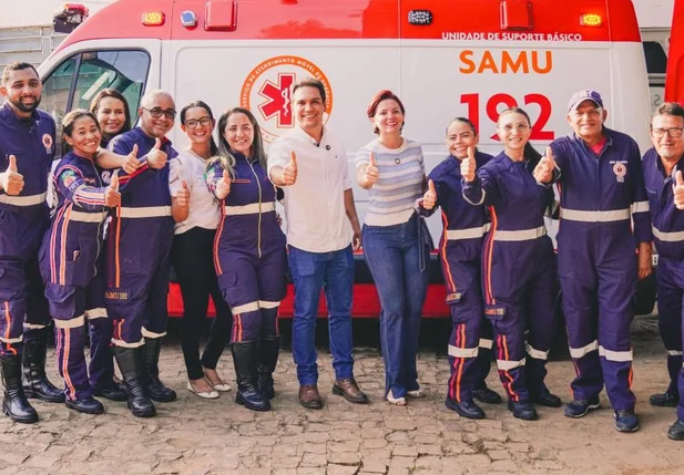 Dr. Gilberto Júnior entrega a primeira ambulância do seu mandato