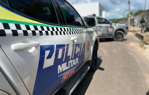 Equipes da Polícia Militar no local