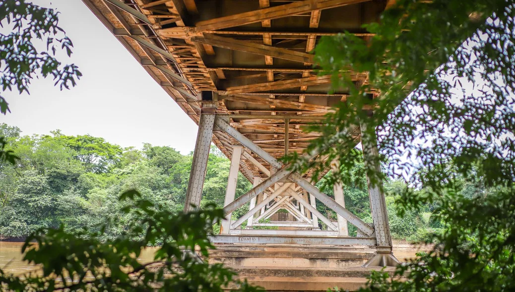 Estrutura Ponte Metálica