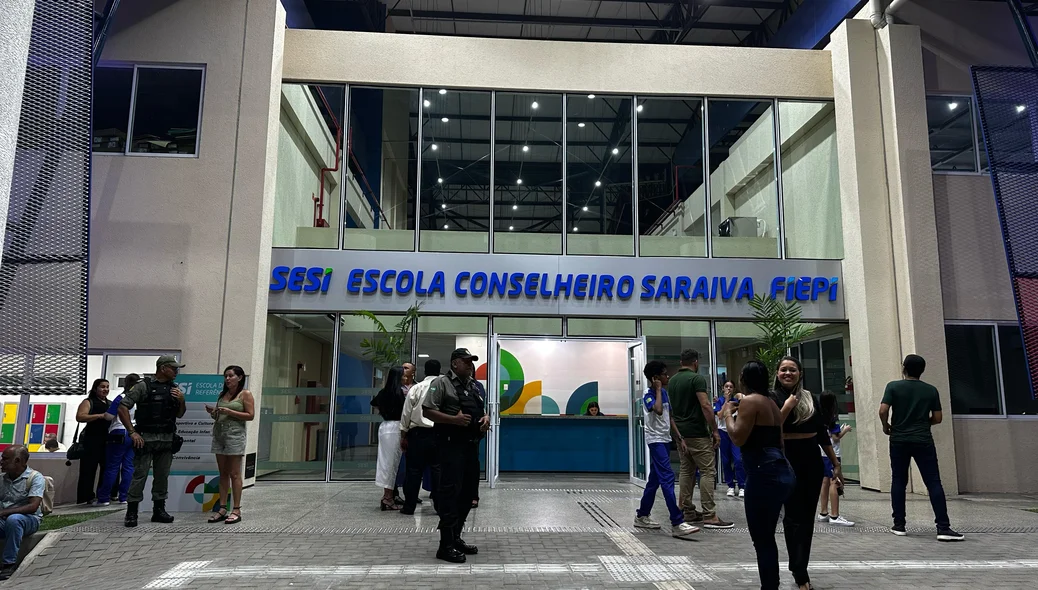 Fachada da escola