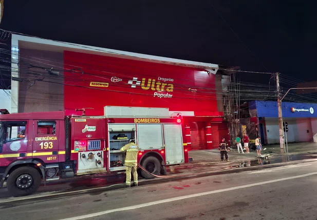 Farmácia atingida por princípio de incêndio em Teresina