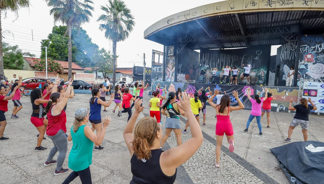 Ginástica na Praça acontece até o final de fevereiro