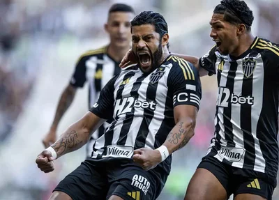 Hulk comemora gol pelo Atlético-MG