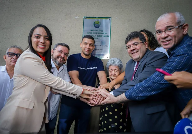 Inauguração da reforma do CSU do Monte Castelo