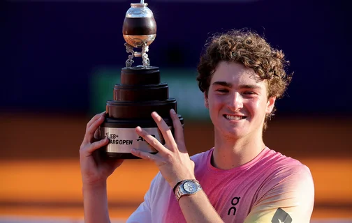 João Fonseca vence Cerúndolo e conquista ATP de Buenos Aires