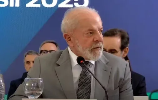 Lula fez um breve discurso diante de negociadores dos Brics