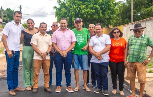 Moradores agradeceram pela obra no bairro