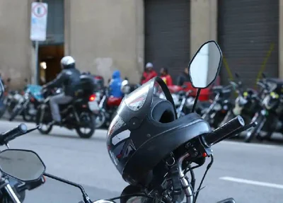 Motociclistas em protesto