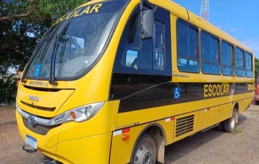 Ônibus escolar foi abordado pela PRF em Picos