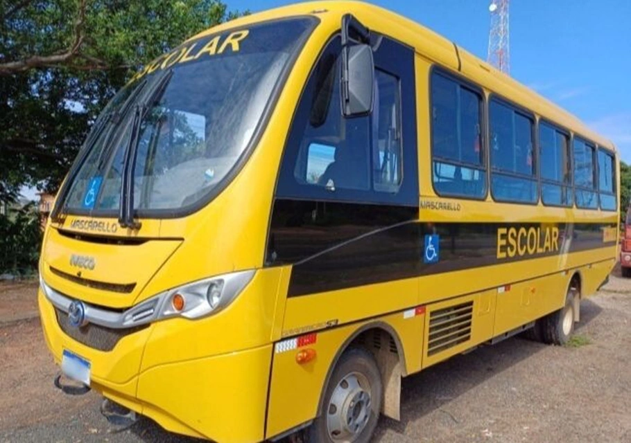 Ônibus escolar foi abordado pela PRF em Picos