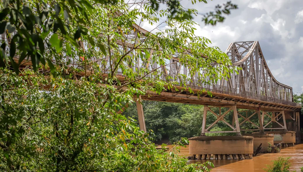 Ponte Metálica