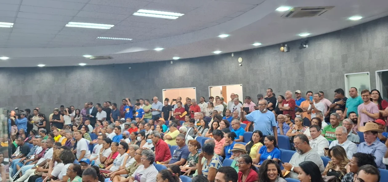 População na Câmara Municipal