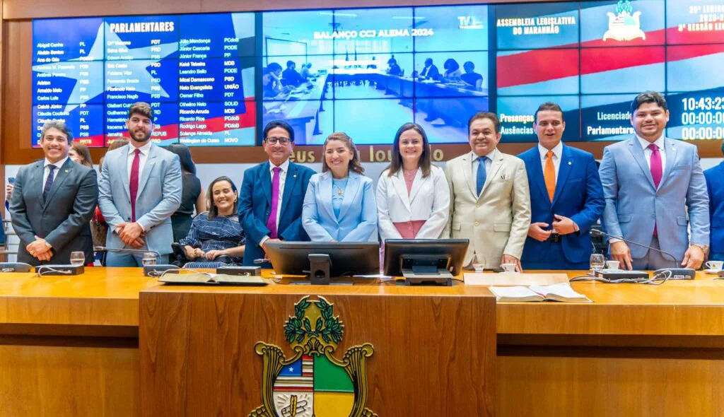 Posse da nova Mesa Diretora da Alema