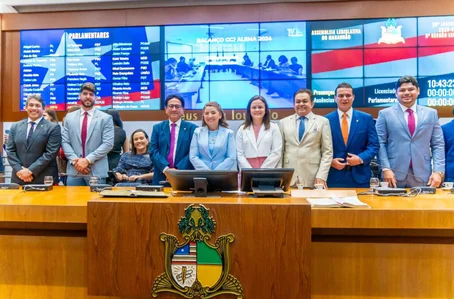 Posse da nova Mesa Diretora da Alema