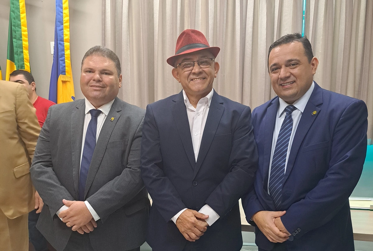 Prefeito Abdoral Melo participa da posse da nova diretoria da APPM