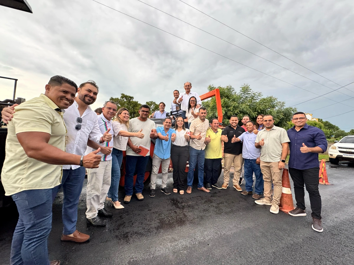 Prefeito Pedro Gomes vistoria obras