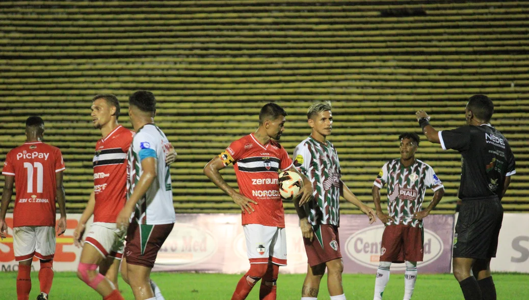 River x Fluminense-PI no Albertão