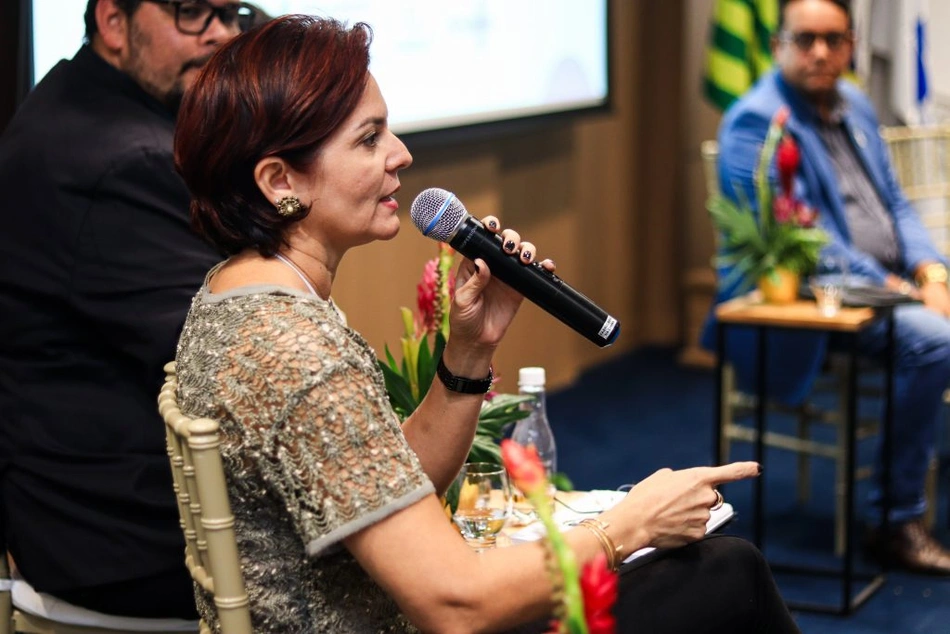 Secretária de Saúde, Auridene Maria participa de encontro estadual sobre gestão em saúde