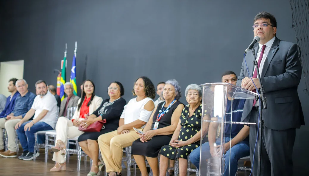 Solenidade de inauguração com o governador Rafael Fonteles