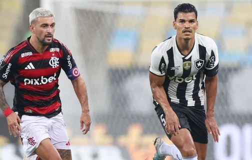 Arrascaeta e Danilo Barbosa em Flamengo x Botafogo no Maracanã