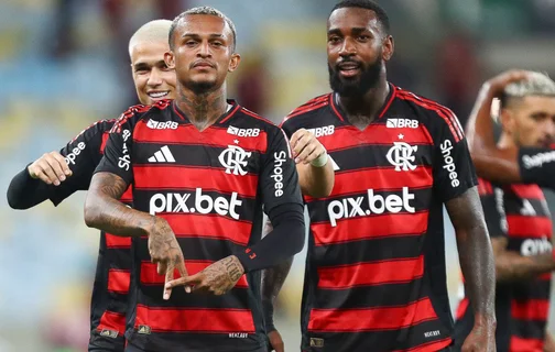 Comemoração de Wesley, autor do gol que abriu o placar no Fla-Flu