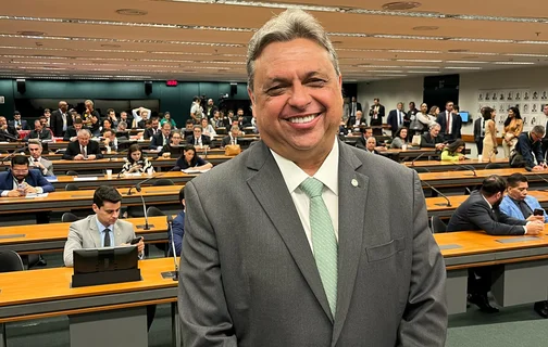 Congresso Nacional prorroga mandato de Júlio Arcoverde, deputado federal pelo PP-PI, na presidência da CMO