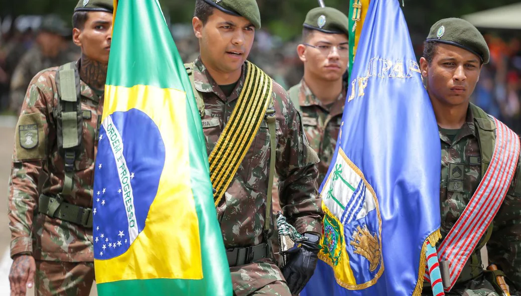 Desfile militar da cerimônia