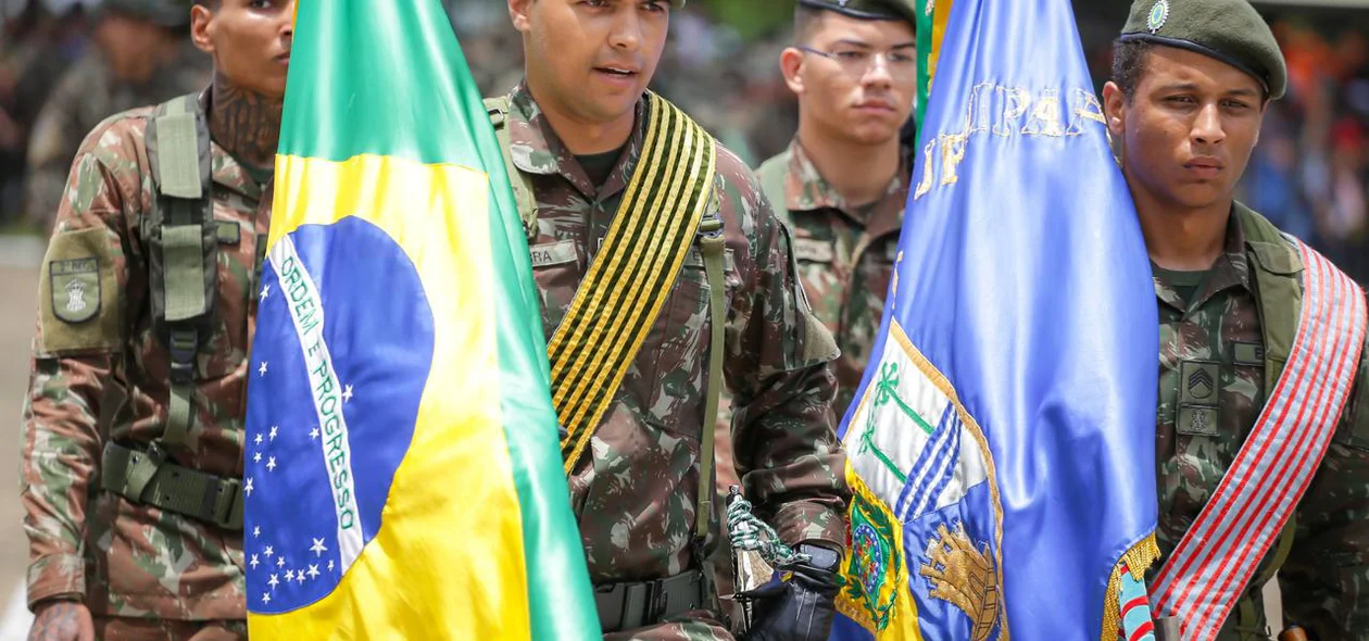 Desfile militar da cerimônia