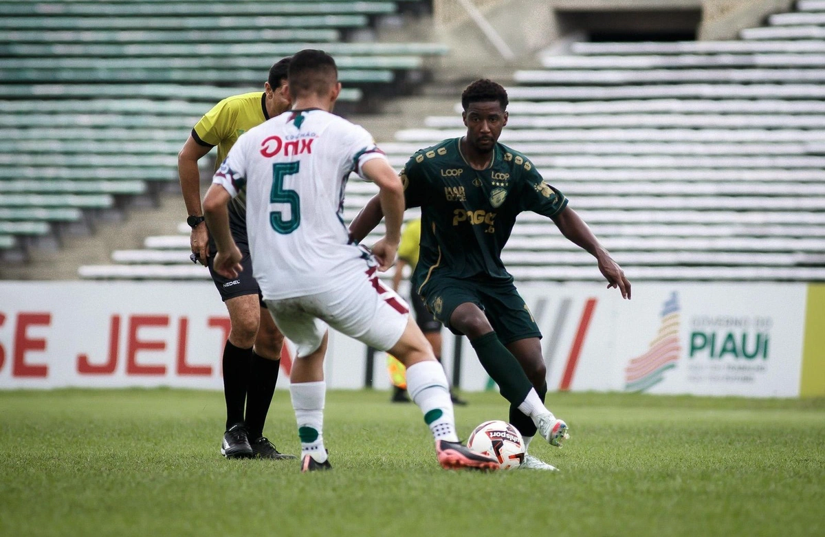 Fluminense-PI e Altos pelas semifinais do Campeonato Piauiense Série A 2025