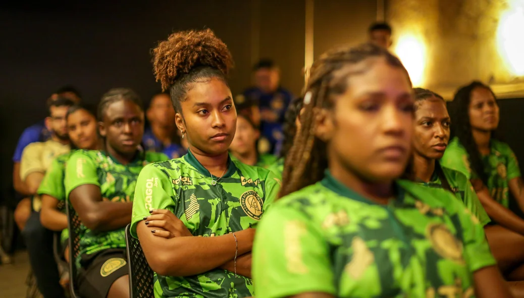 Jogadoras do Atlético-PI em evento de apresentção