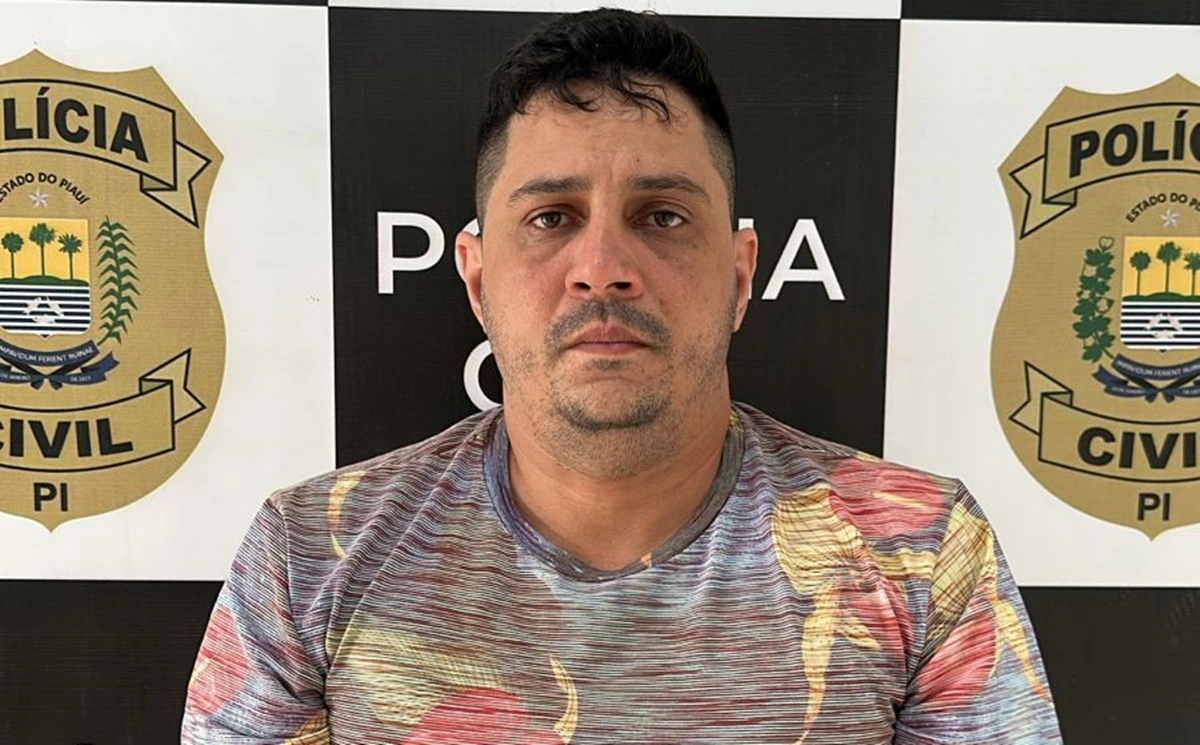 Marcos Paulo Francisco de Jesus da Silva, conhecido como Corolla