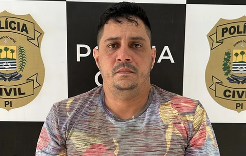 Marcos Paulo Francisco de Jesus da Silva, conhecido como Corolla