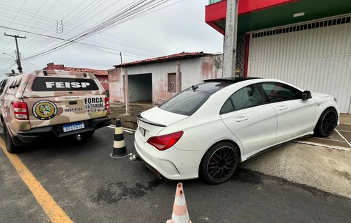 Mercedes-Benz CLA 250 4M alvo de sequestro de bens