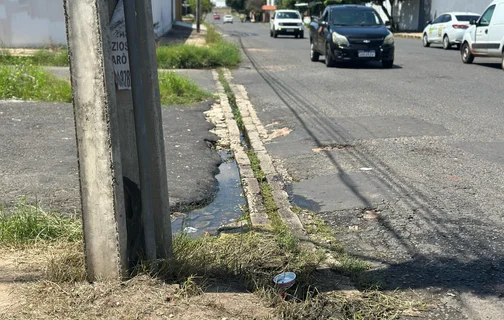 Moradores denunciam situação precária de ruas do bairro Santa Isabel em Teresina