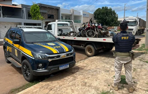 Motocicletas estavam sendo levadas para a Bahia em um caminhão