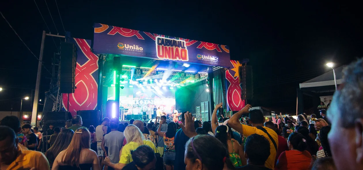 Palco dos shows do Carnaval de União