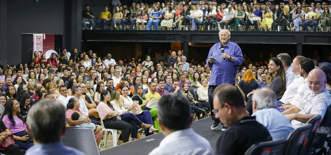 Posse dos aprovados no concurso da FMS