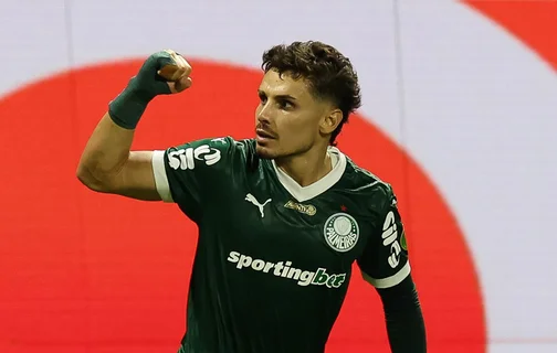 Raphael Veiga marcou o gol do Palmeiras