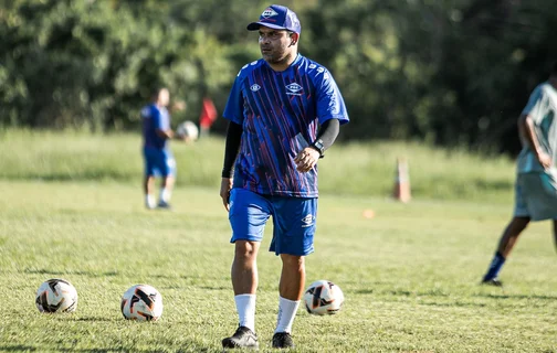 Renatinho Potiguar, técnico do Piauí