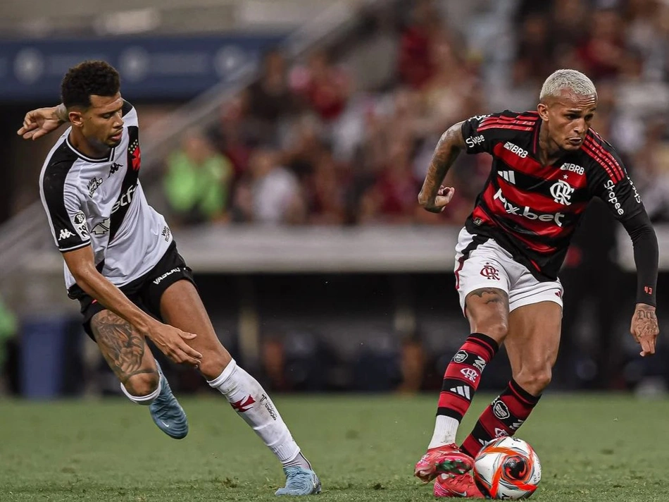 Vasco e Flamengo jogam pela semifinal do Cariocão 2025